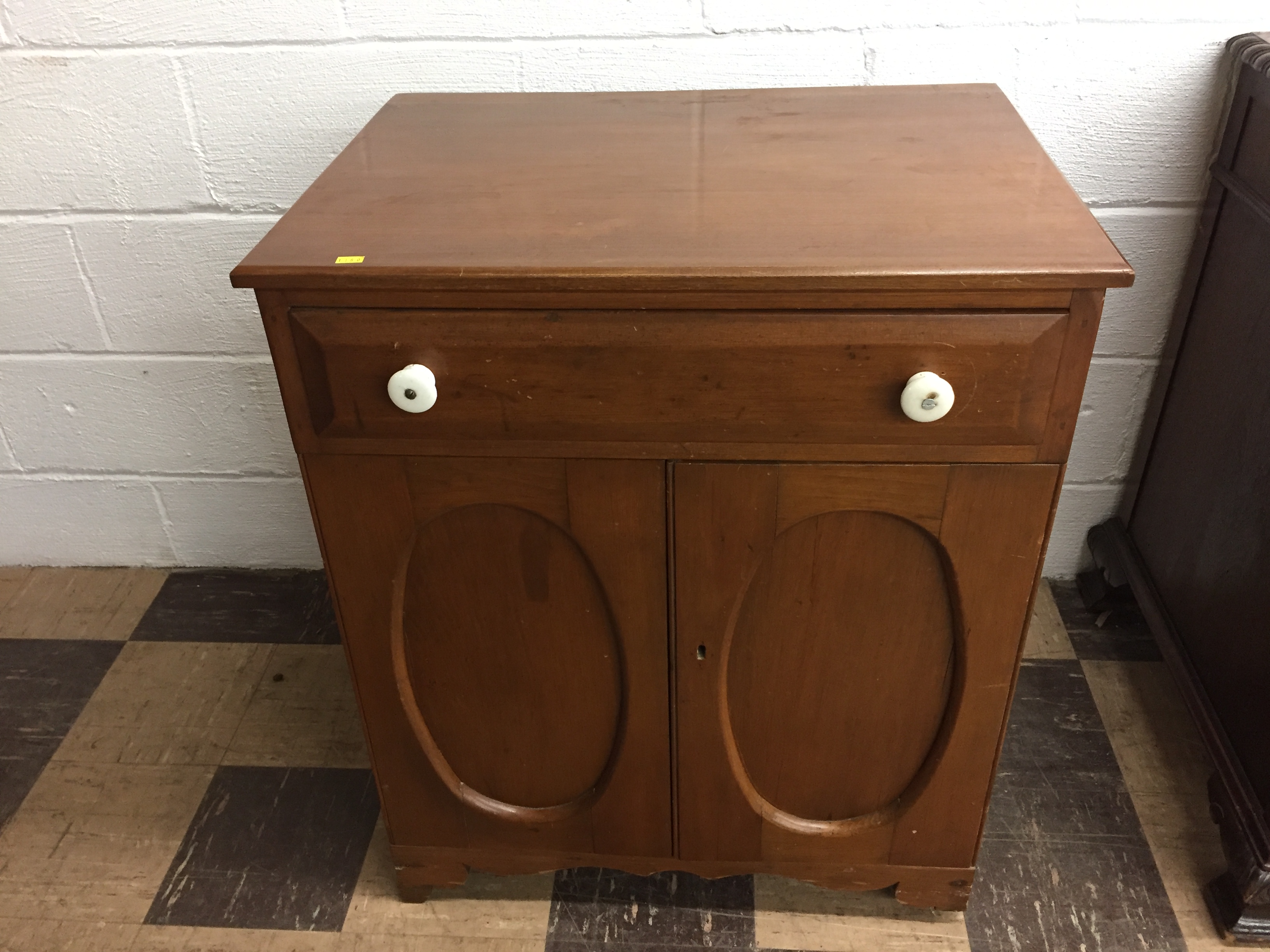 10/5/2010/12/20 Online Furniture Auction Hess Auction Group