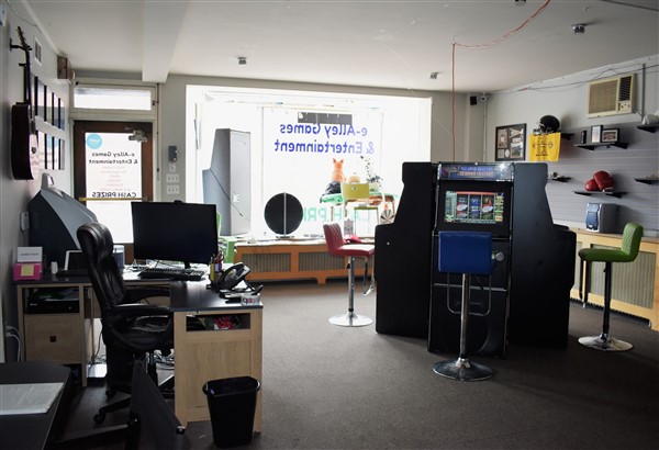 EPHRATA “WISSLER BUILDING” MULTI-UNIT - Hess Auction Group