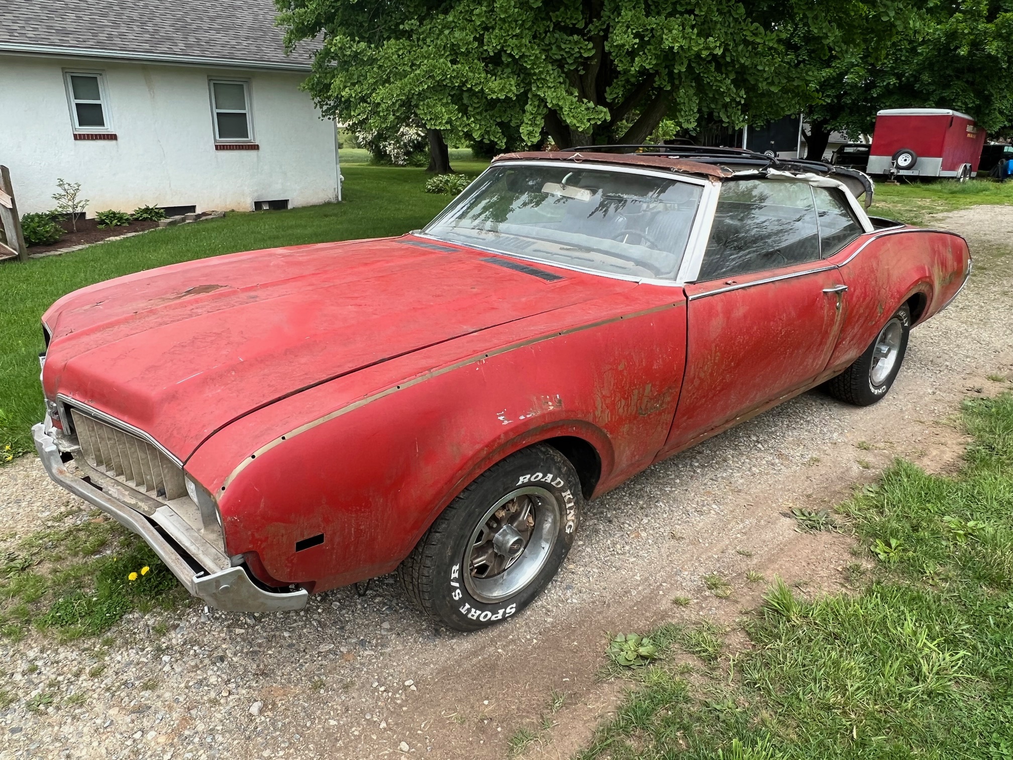 CLASSIC CARS, CAR PARTS, BARN FINDS & MORE!