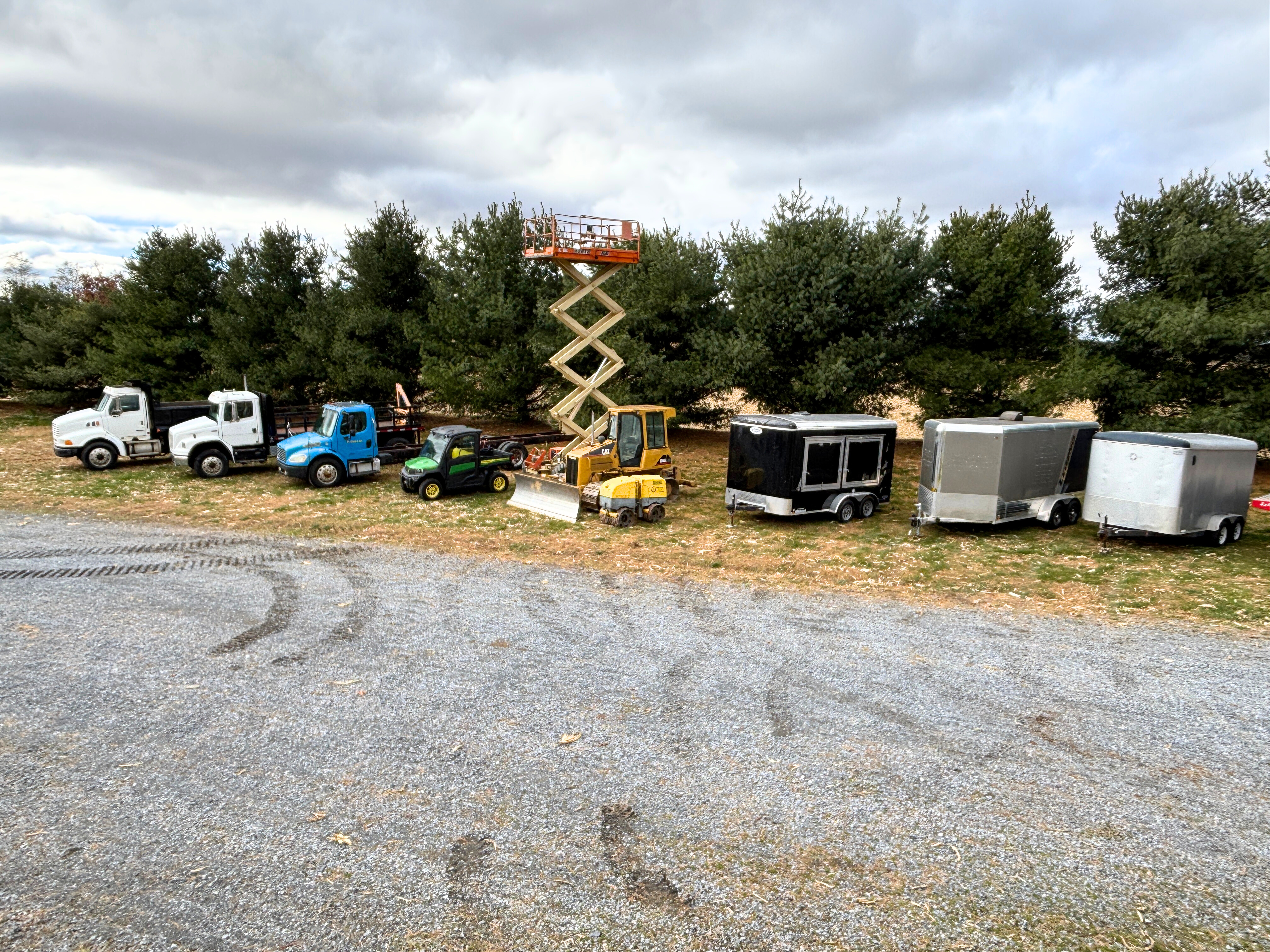 TRADESMEN & INDUSTRIAL DIVISION – CONSTRUCTION/FARM EQUIPMENT & VEHICLES