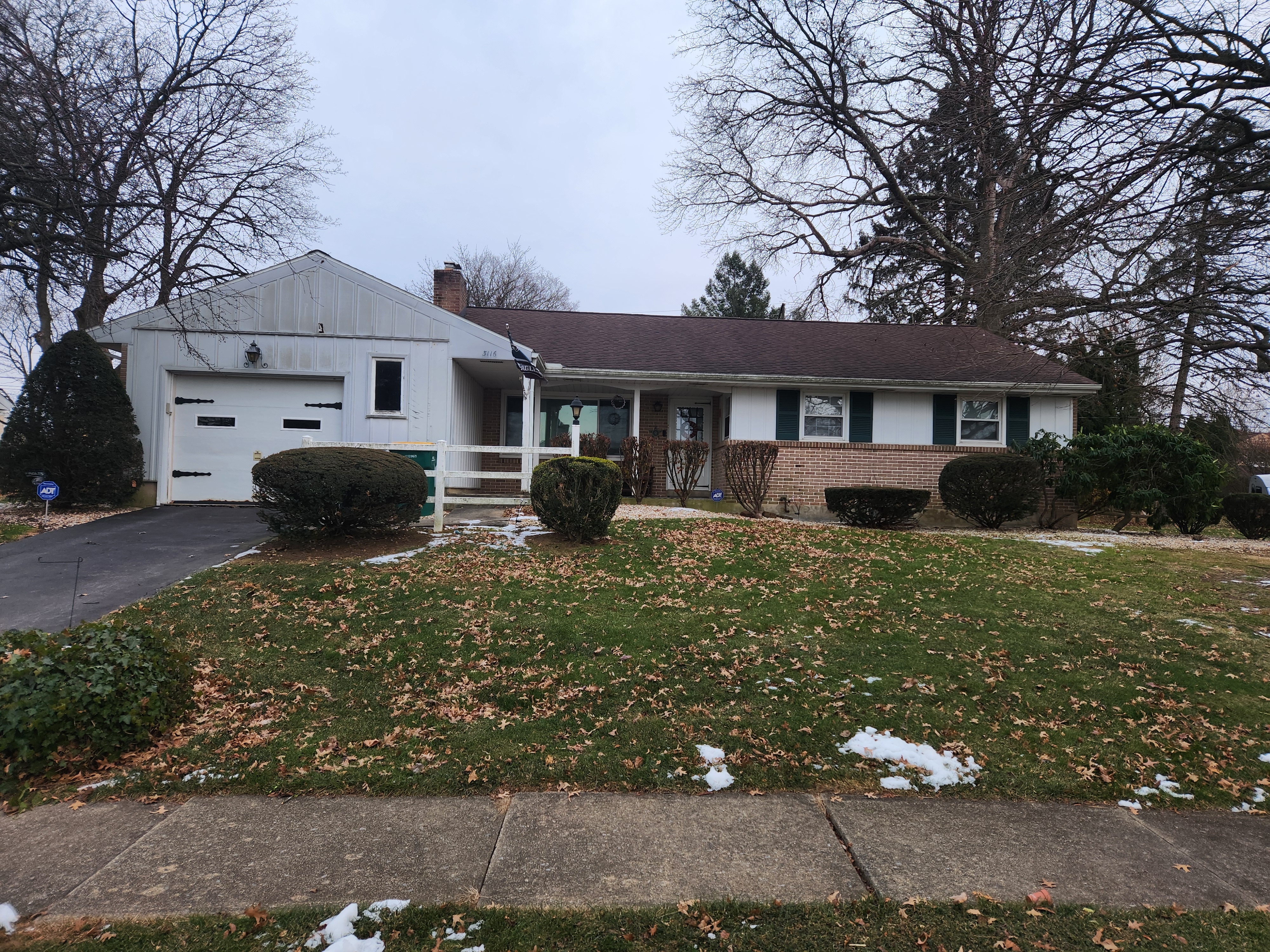 WELL LOCATED 3 BEDROOM RANCH HOME