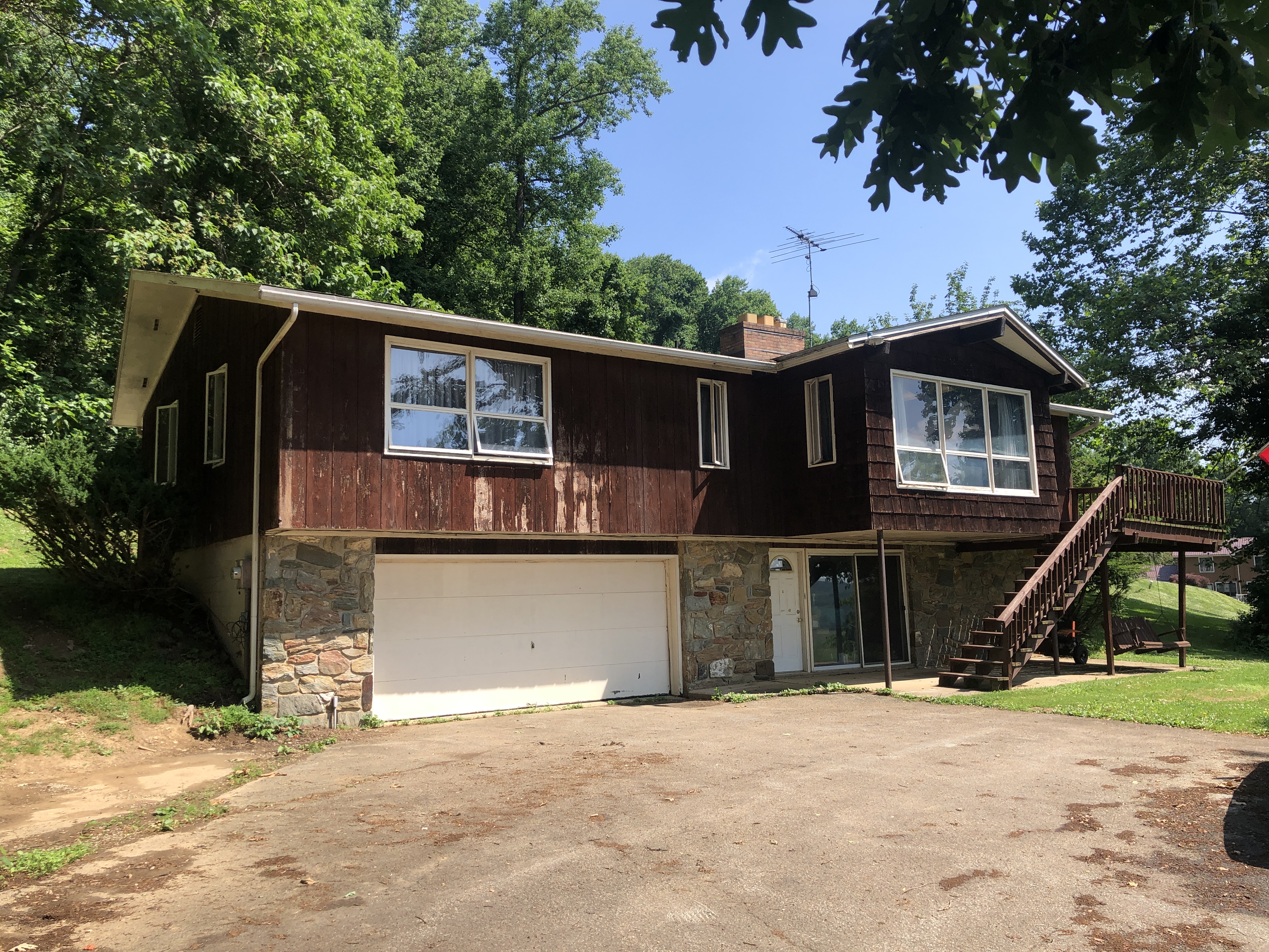 3-ACRE RURAL PROPERTY