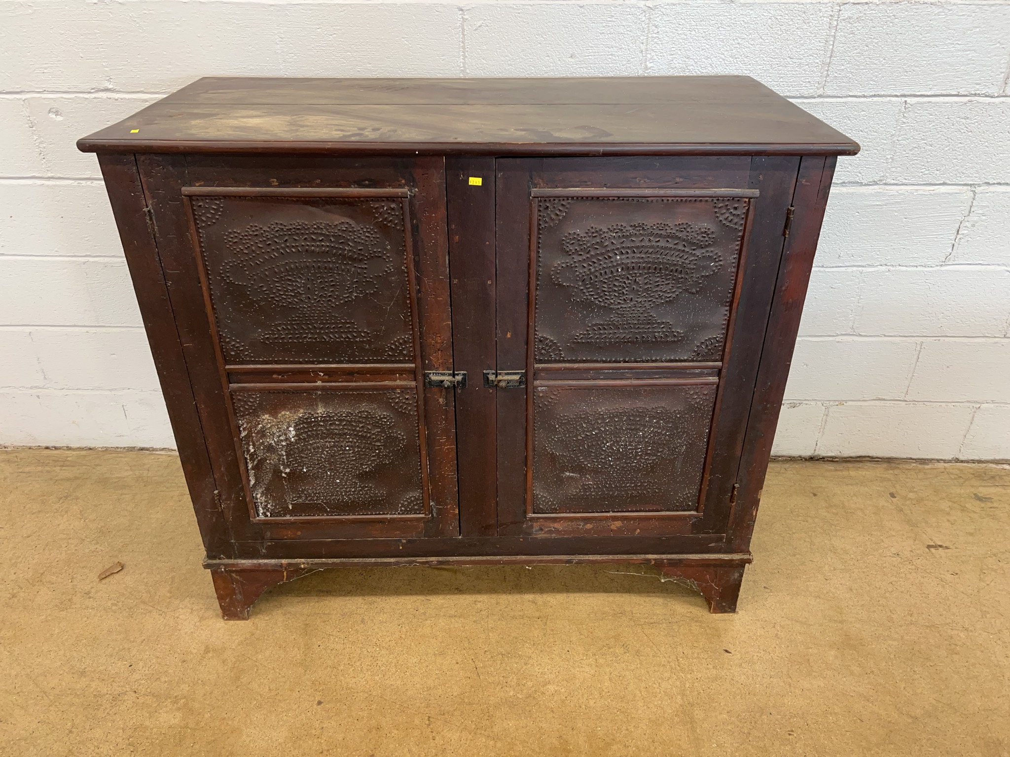8/31/26 Online Furniture Auction